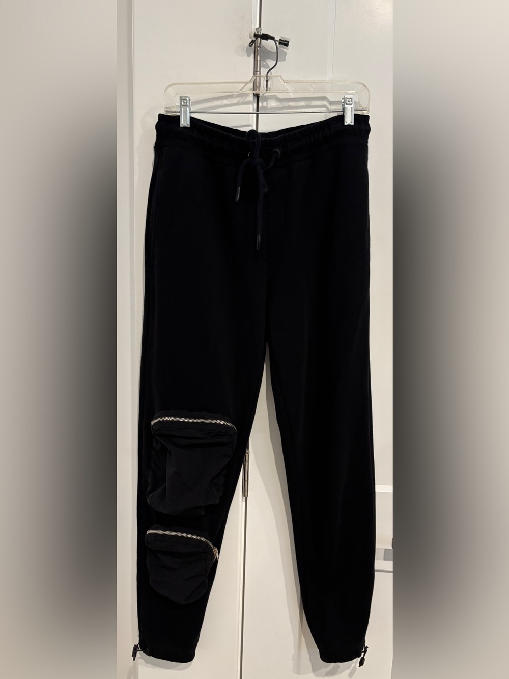 ASOS Men’s Black Sweatpants Joggers with Knee Zip Pouches. Size M Tall